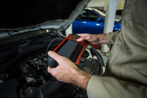 manutenzione auto ibride ed elettriche